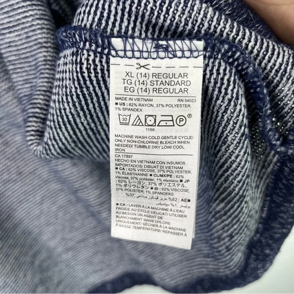 Old Navy Cardigan Sweater Women's‎ XL Lost At Sea Navy Blue Long Line Marled - Picture 9 of 10